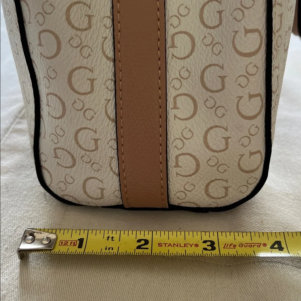 GUESS Cream and Tan Logo Satchel with Removable Strap - Picture 3 of 10